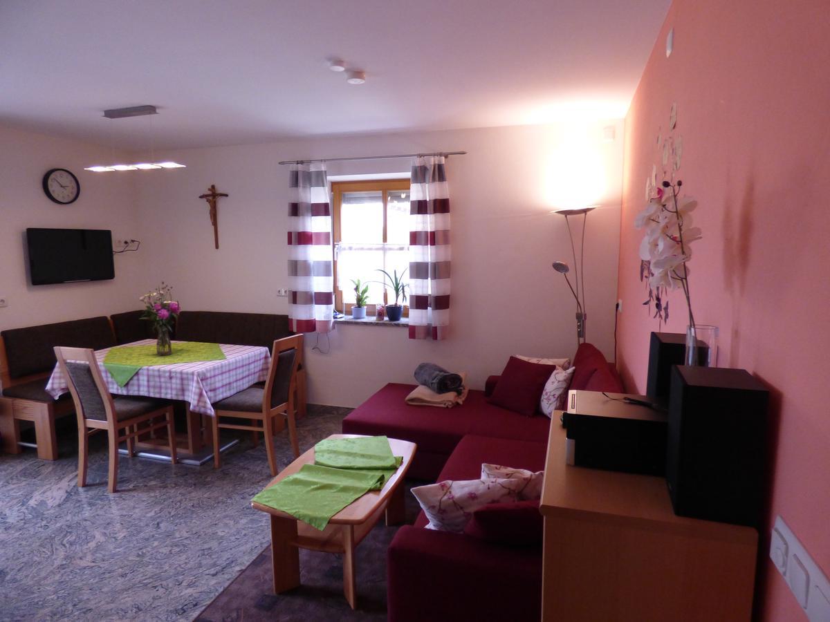 Gillingerhof Lägenhet Chamerau Exteriör bild