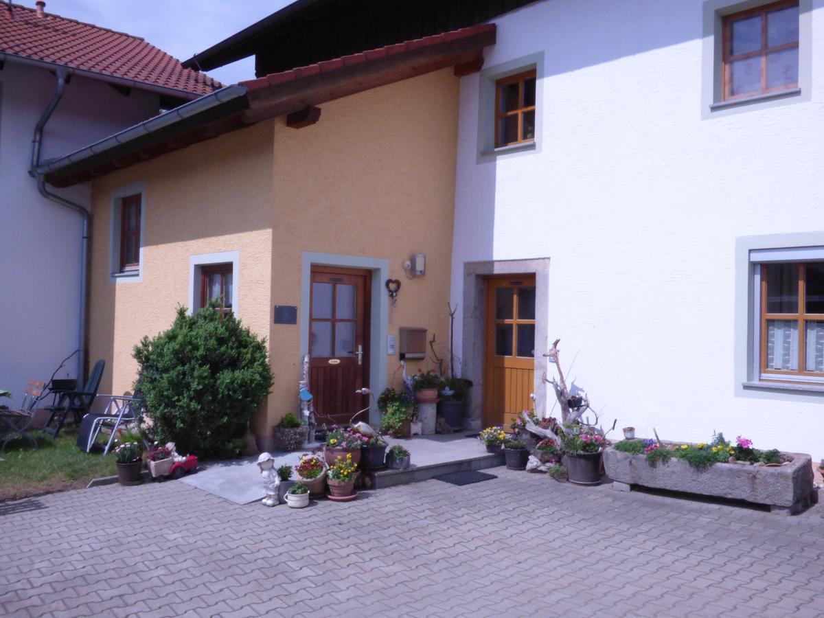 Gillingerhof Lägenhet Chamerau Exteriör bild
