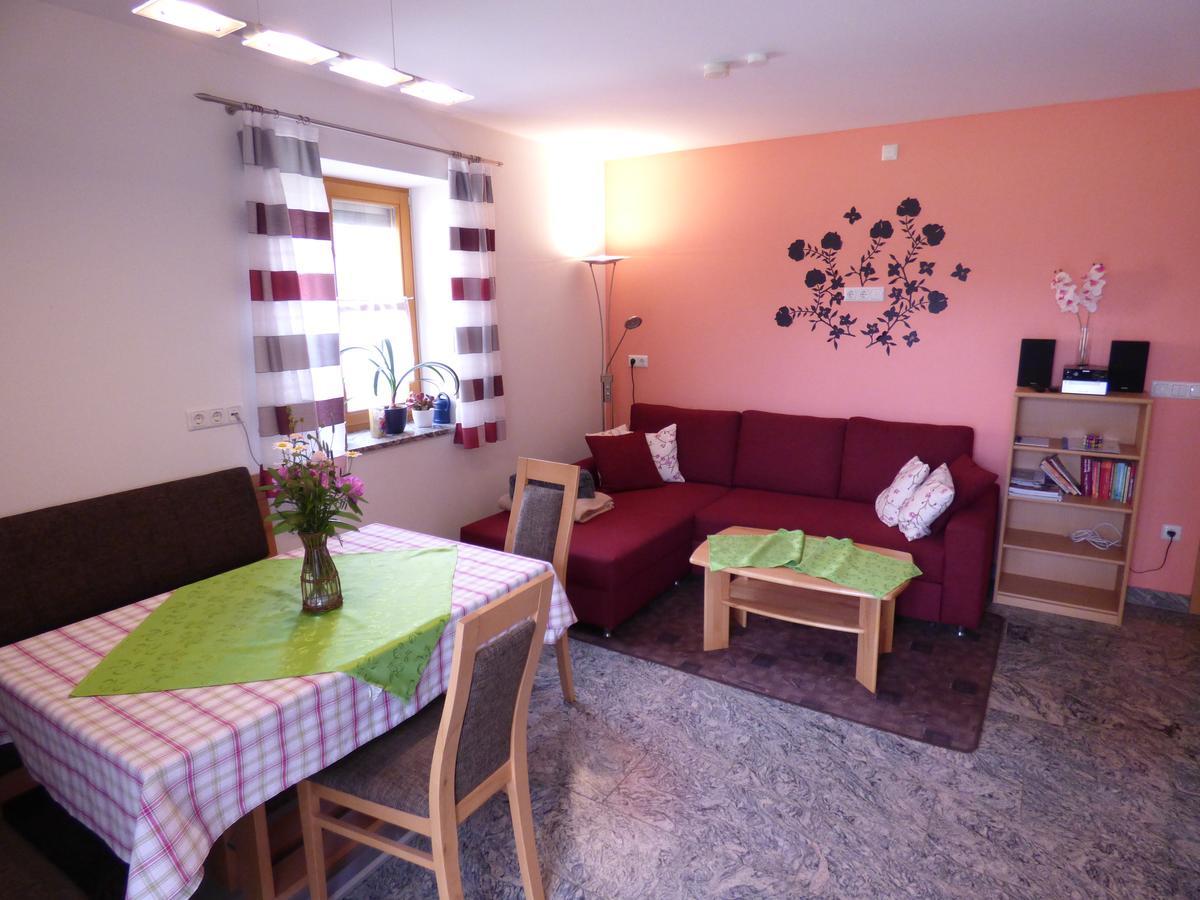 Gillingerhof Lägenhet Chamerau Exteriör bild