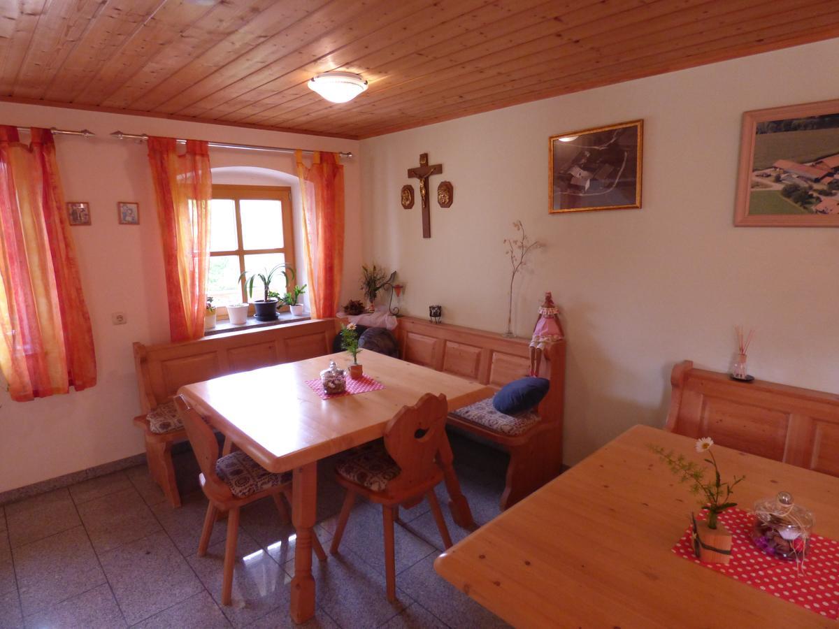 Gillingerhof Lägenhet Chamerau Exteriör bild